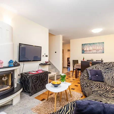 Lux Apartment *