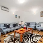 Lux Apartment